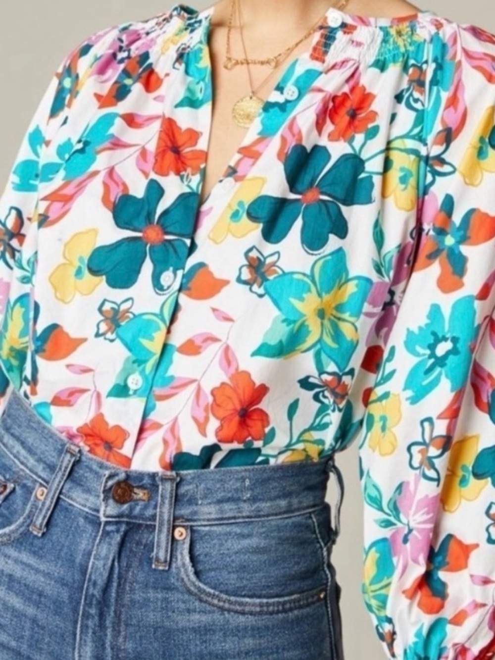 TUCKER NYC The Classic Blouse in White Case Floral in Light Weight Cotton S